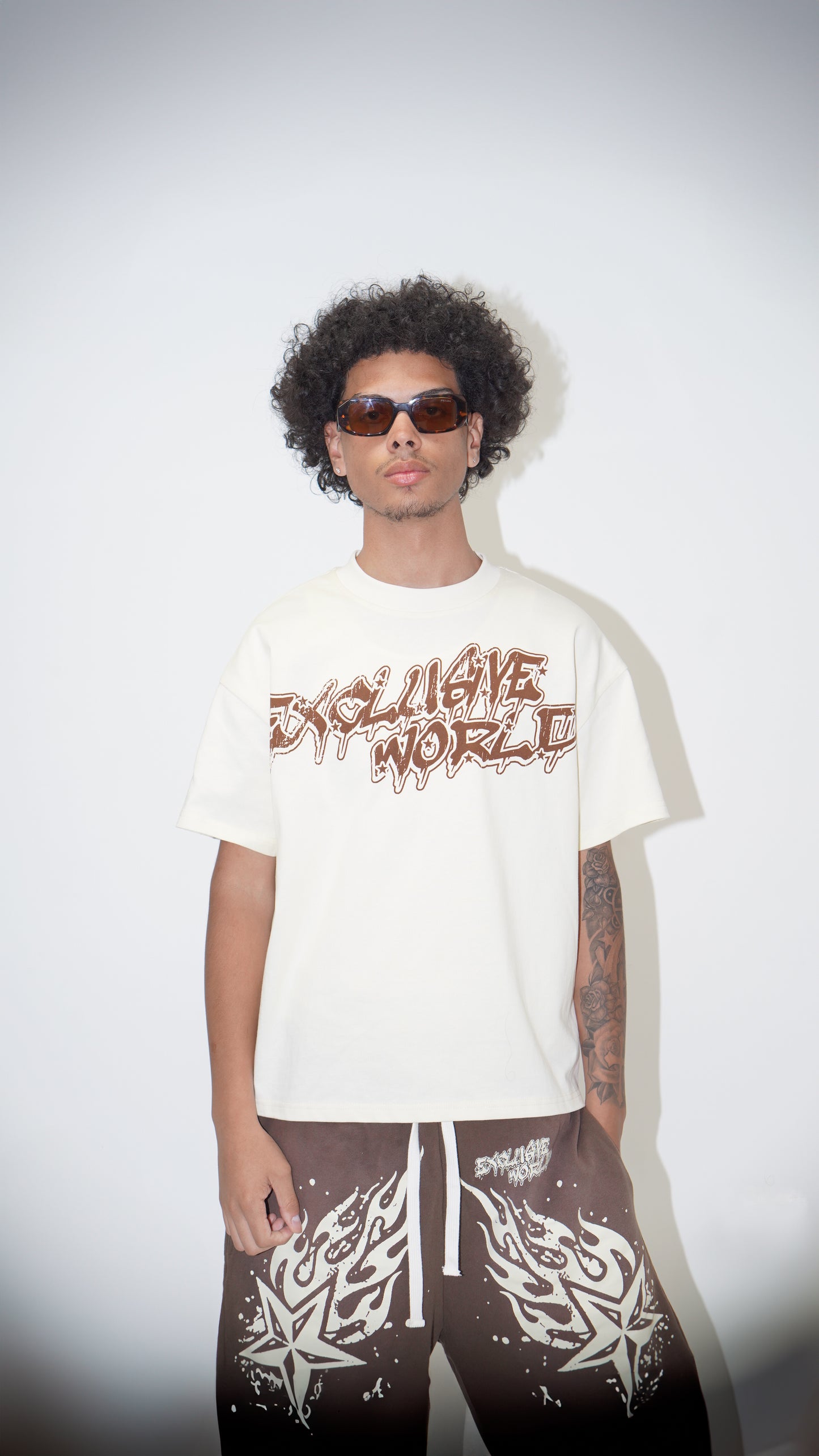 CLASSIC LOGO T-SHIRT (BROWN)